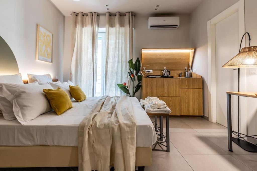 Dafne Room Un'Oasi Romana Per Coppie Exterior foto